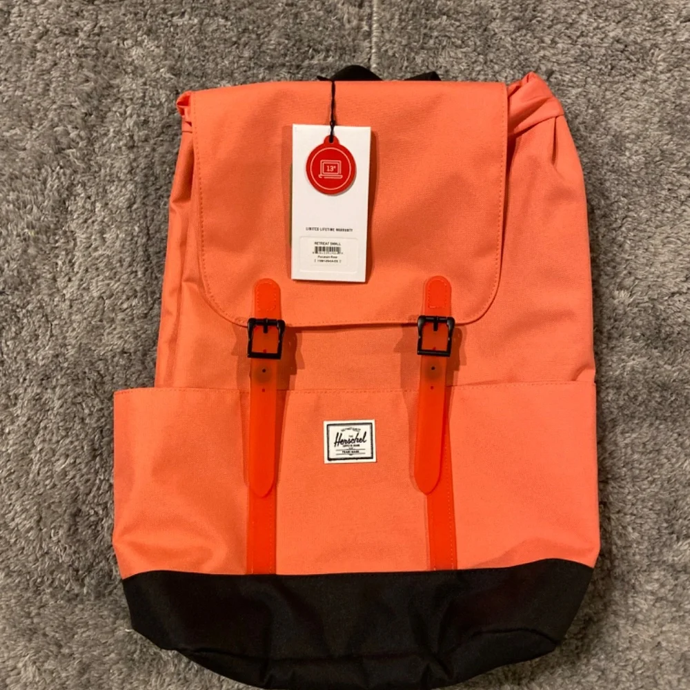 Backpack - Picture 3 of 4